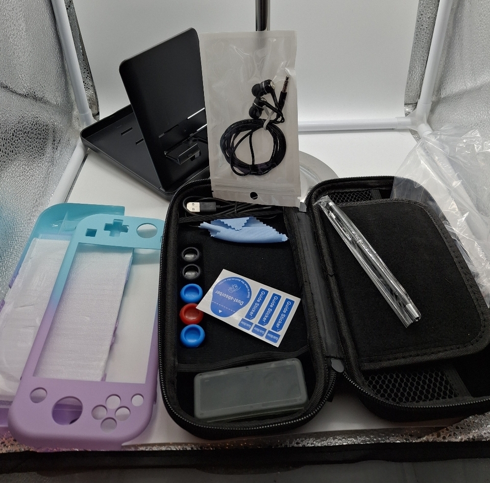 Gameboy case unused - Picture 2 of 5